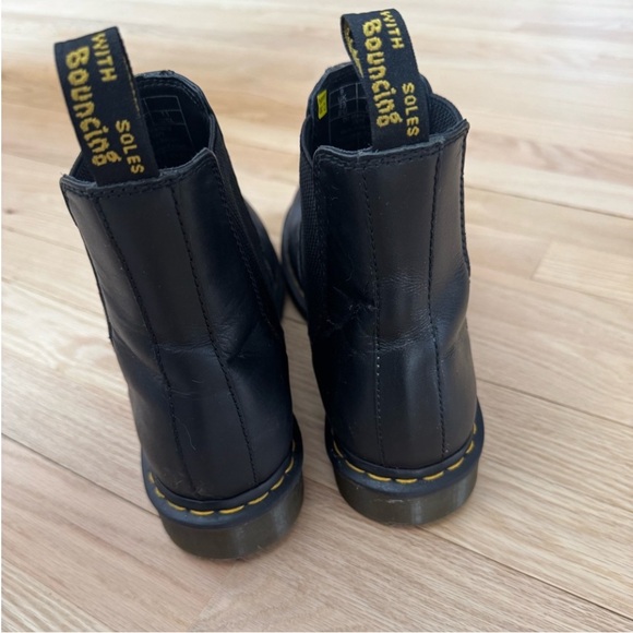 Dr. Martens AirWair woman sz11 or 43 euro shoe size. In great preowned condition - Picture 2 of 10